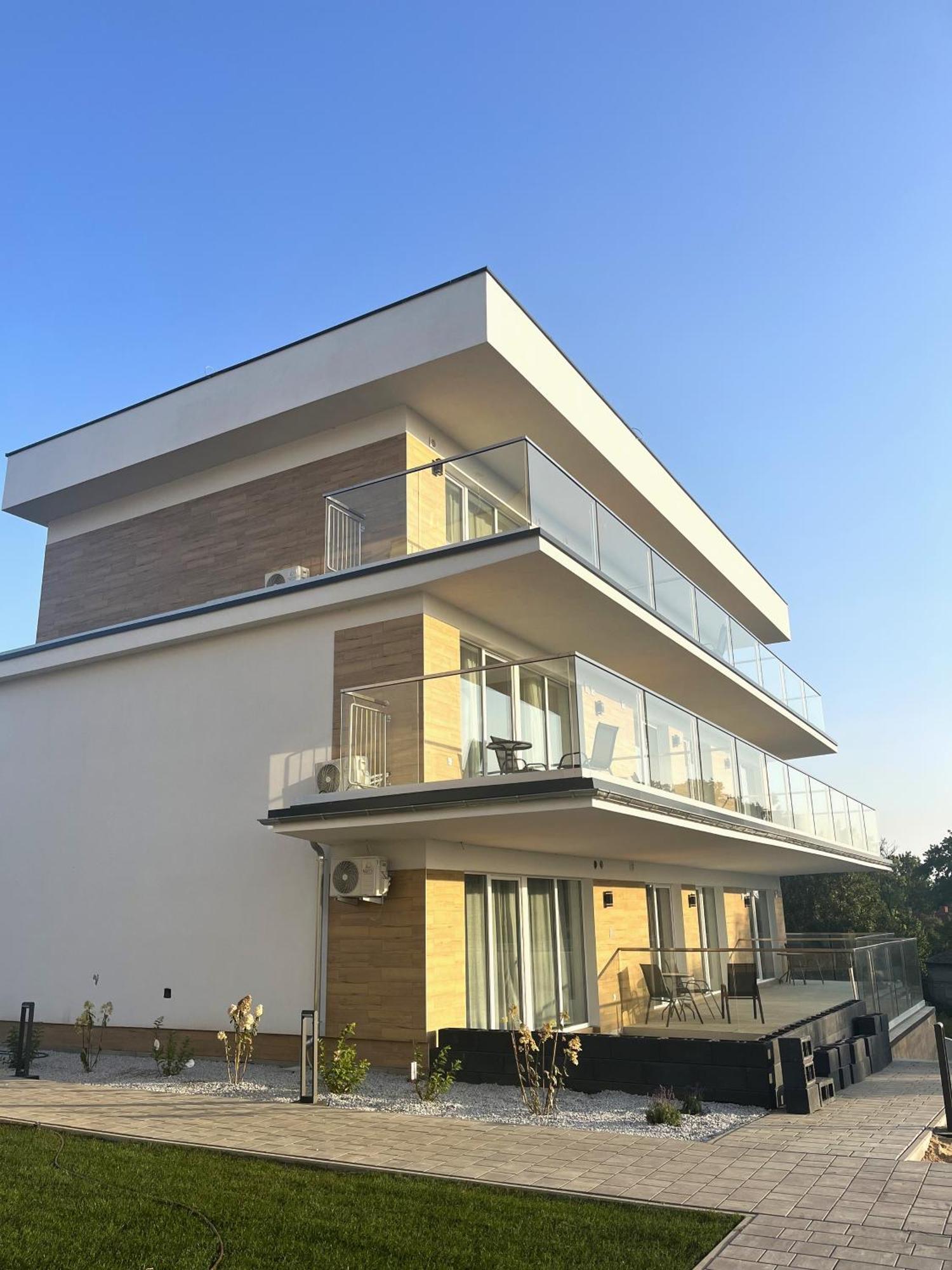 Apartamenty Na Wzgorzu Insko Exterior photo