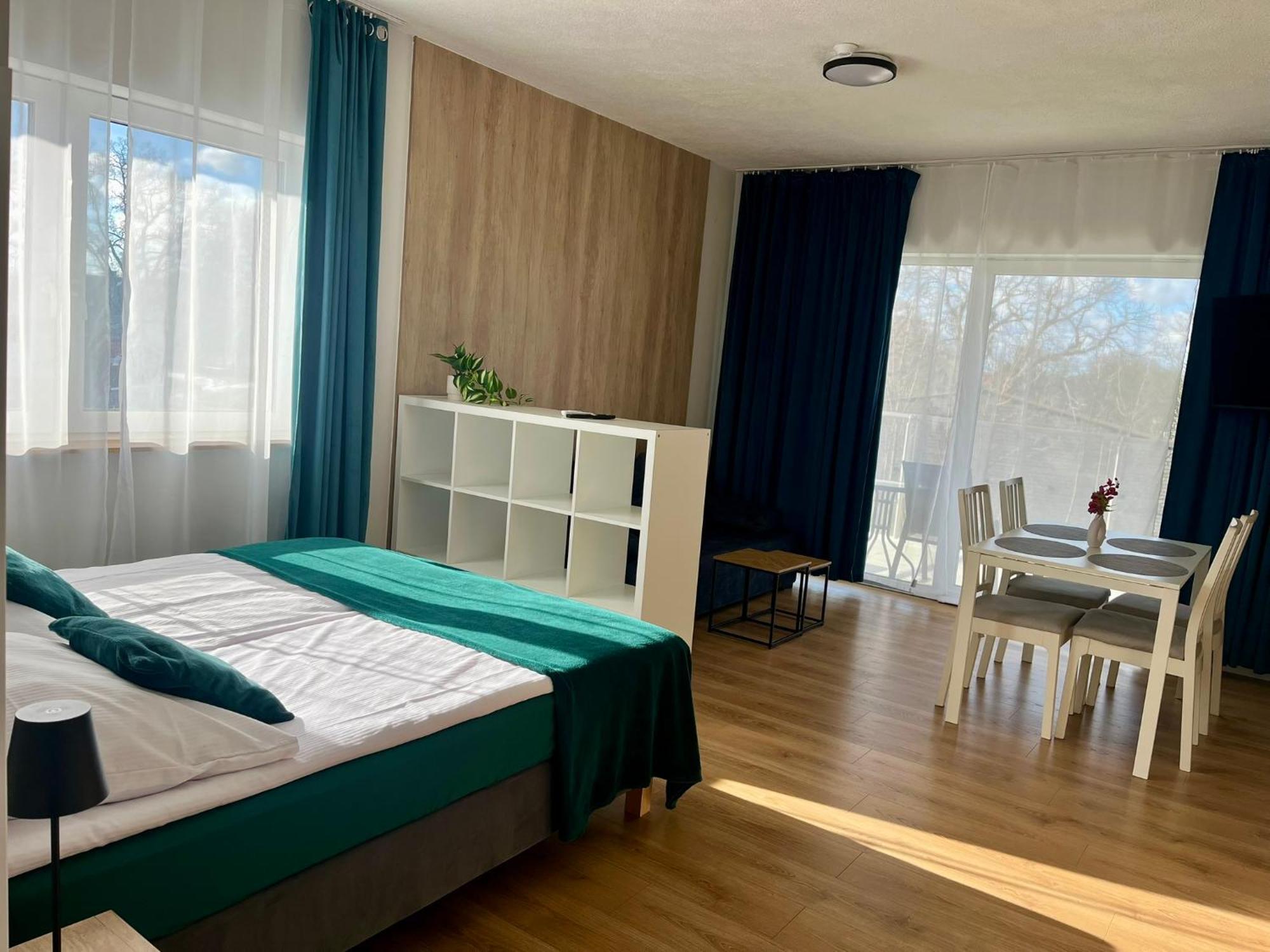 Apartamenty Na Wzgorzu Insko Exterior photo